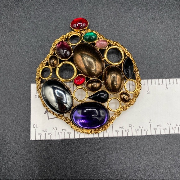 Vintage Signed FERRARI Massive Gripoix Mogul Jewel Tone Statement Brooch - Picture 11 of 12